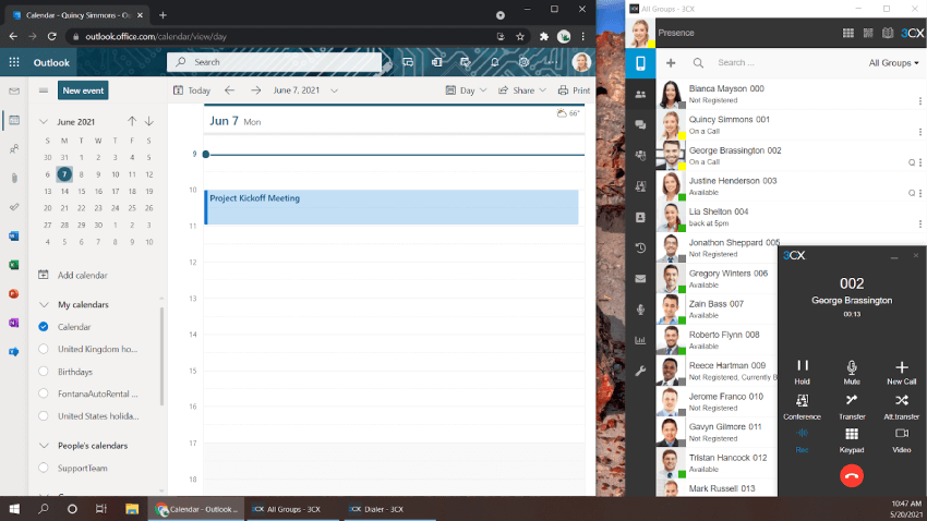 Houd de Windows Desktop App geopend aan de zijkant van uw scherm voor eenvoudige toegang